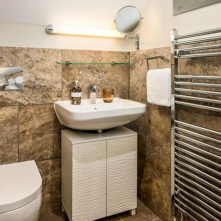 Ridings * هلمسلي